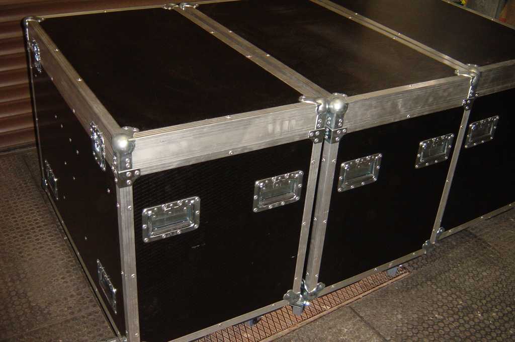 Hliníkové case bedny AT 575